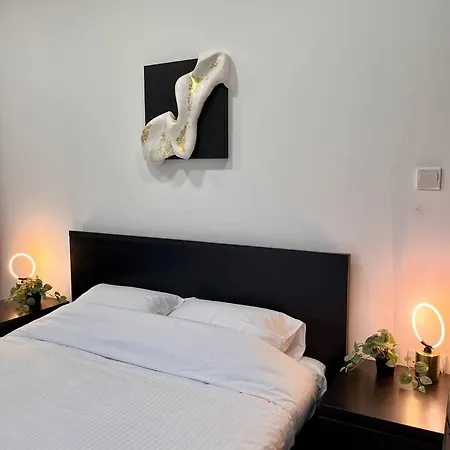 Heart Of - The Gem Apartment